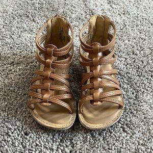 Tucker + Tate toddler sandals size 7